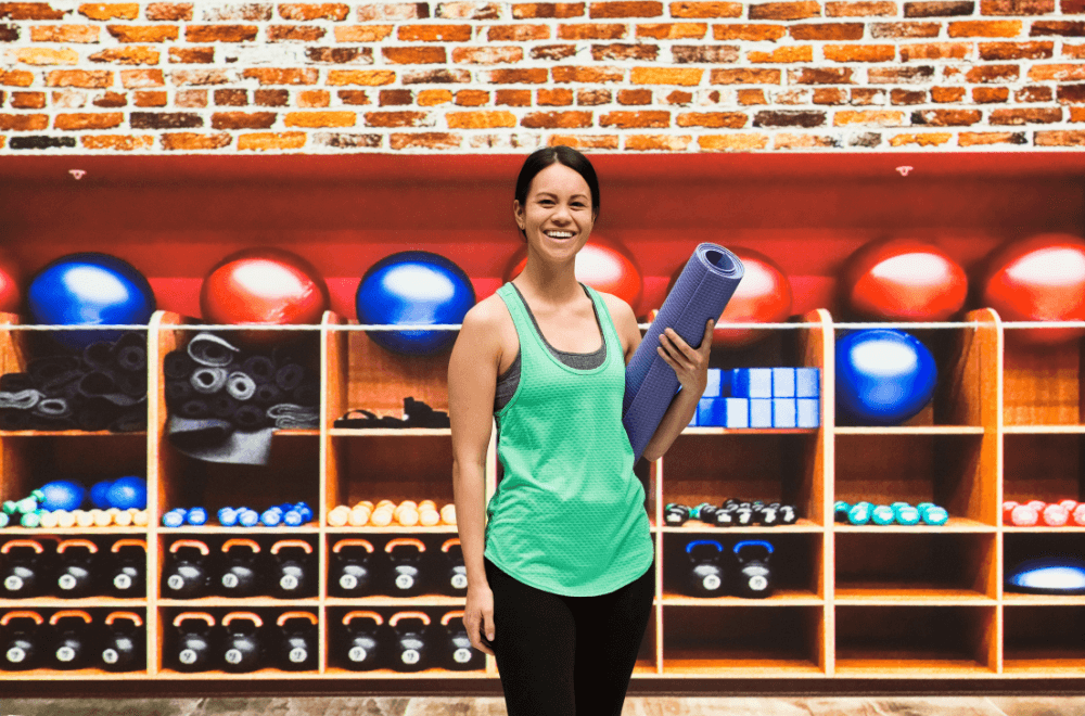 How much does it cost to run a yoga studio?